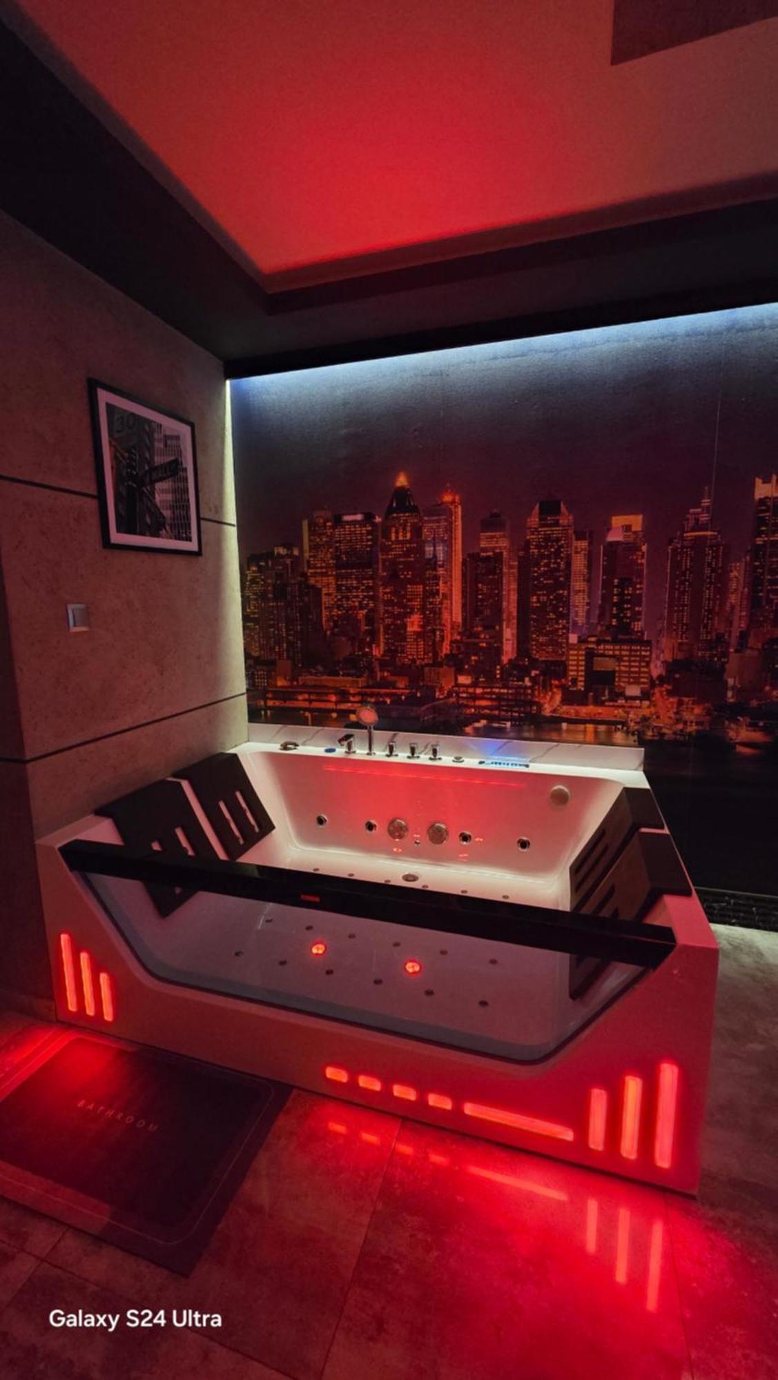 Apartament Manhattan اوك المظهر الخارجي الصورة